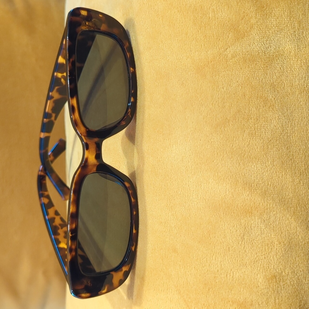 Sunglasses - Brown